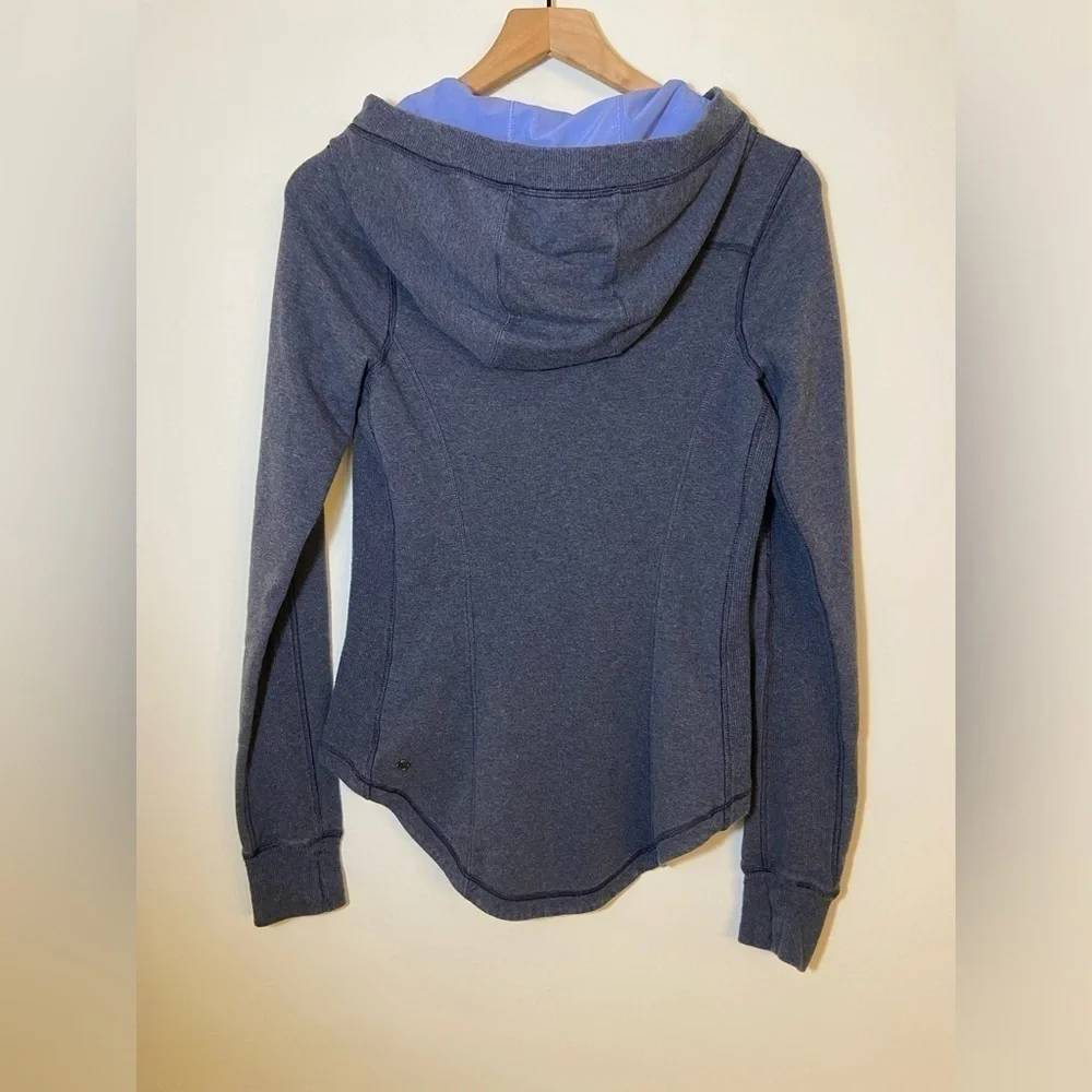 lululemon athletica lululemon post